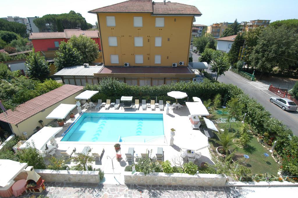 Hotel Villa Rita Montecatini Terme Exterior photo